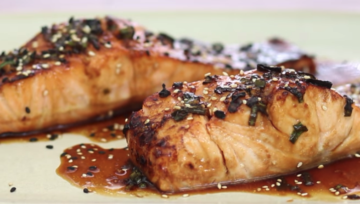Keto Sesame Ginger Glazed Salmon Recipe – My Whole Lotta Wellness